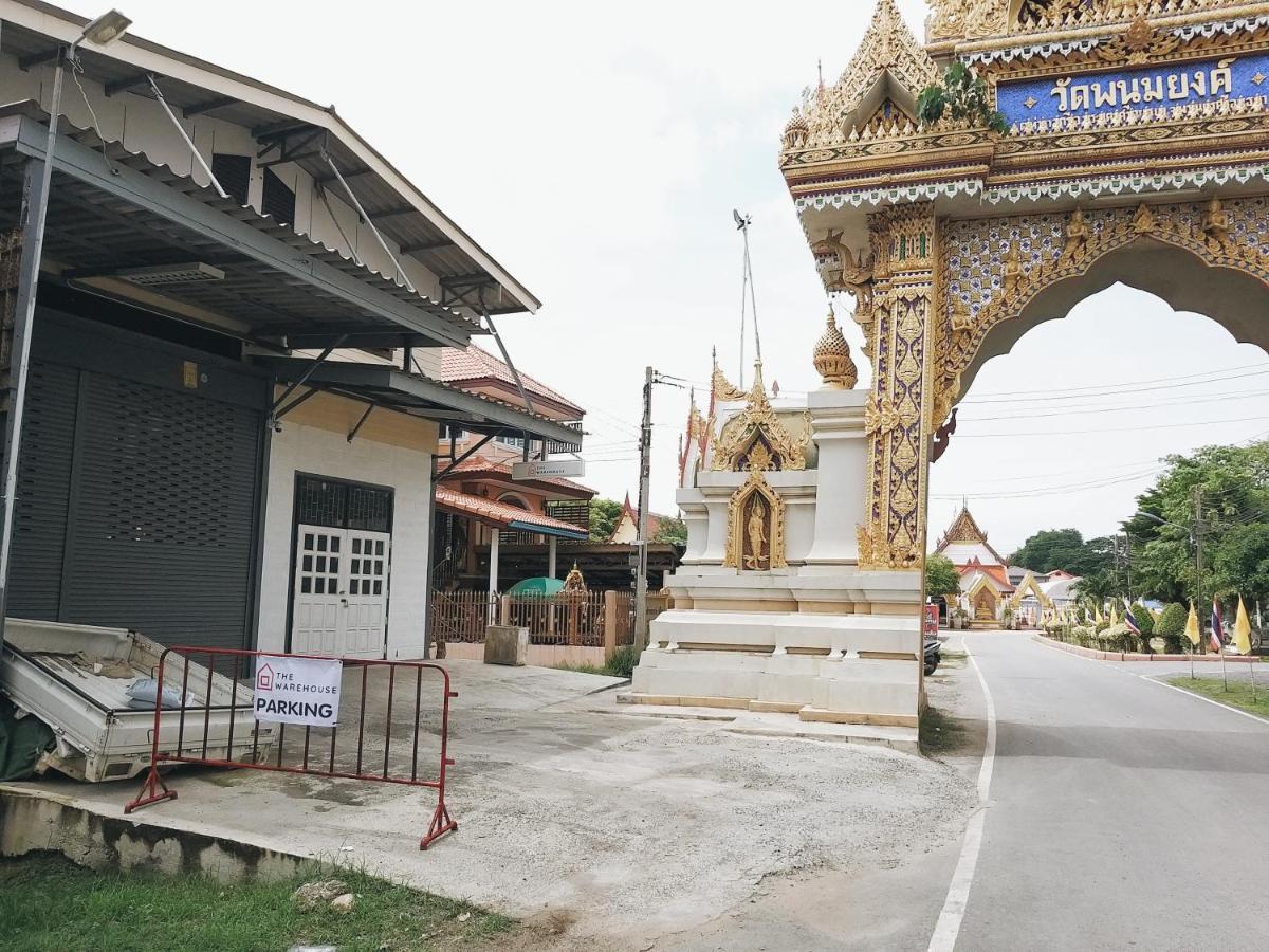 The Warehouse - Ayutthaya Leilighet Eksteriør bilde